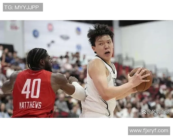 杨瀚森末节登场表现抢眼补篮得分并抢下前场篮板助队争胜 杨瀚森末节登场表现抢眼补篮得分并抢下前场篮板助队争胜